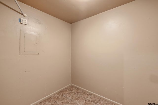 2002 Pinedale, Jacksonville, TX 75766