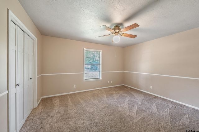 2002 Pinedale, Jacksonville, TX 75766