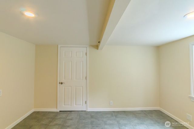 9017 5th Avenue NE, Seattle, WA 98115