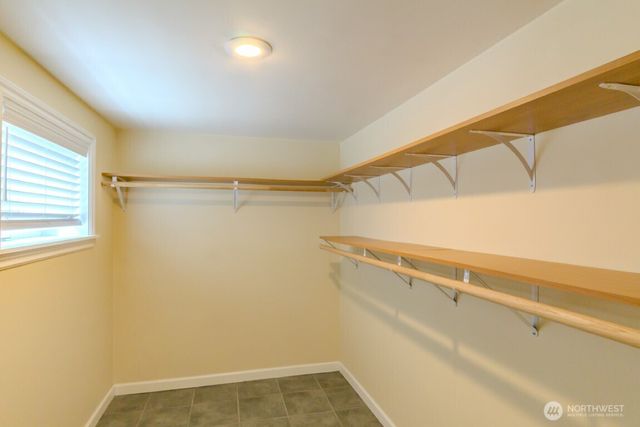 9017 5th Avenue NE, Seattle, WA 98115