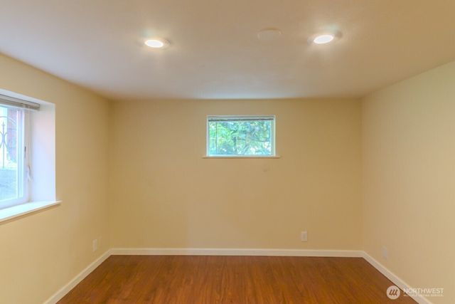 9017 5th Avenue NE, Seattle, WA 98115