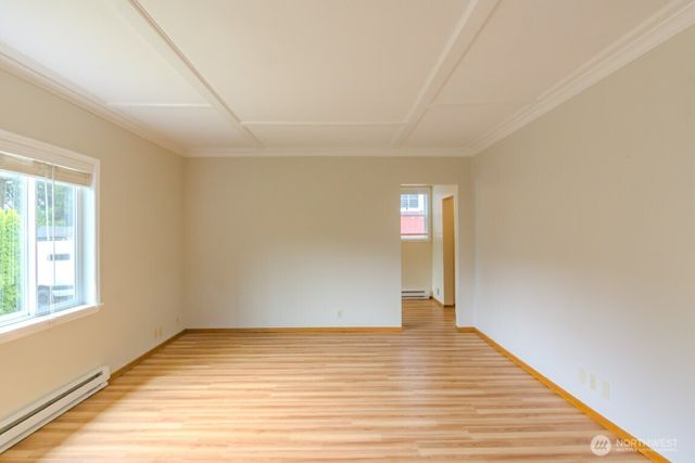 9017 5th Avenue NE, Seattle, WA 98115