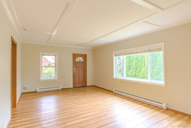 9017 5th Avenue NE, Seattle, WA 98115