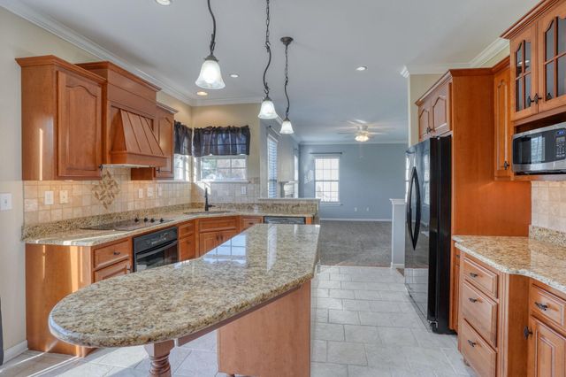 233 CARRINGTON DR, Dover, DE 19904