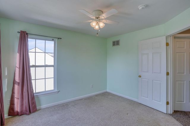 233 CARRINGTON DR, Dover, DE 19904