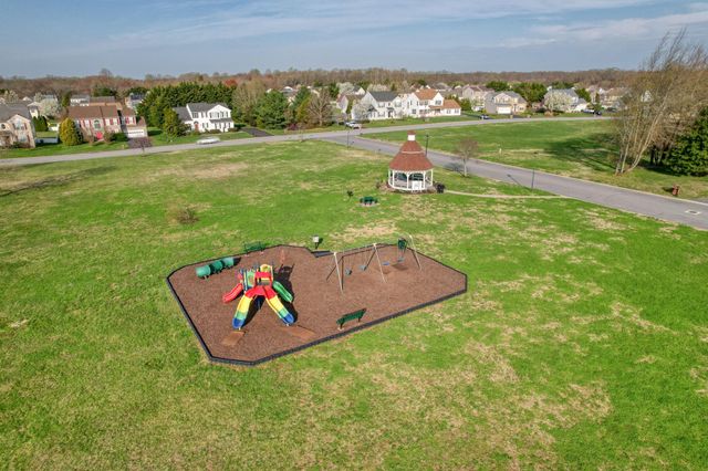 233 CARRINGTON DR, Dover, DE 19904