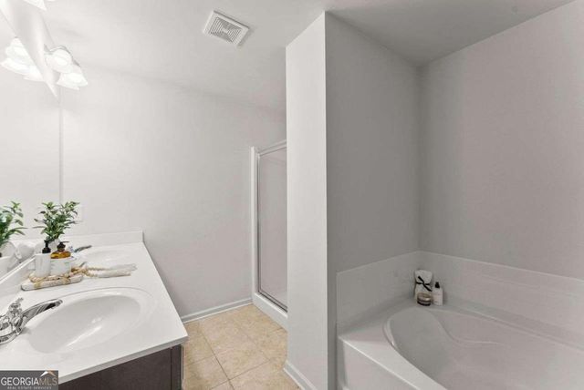 5713 Radford Loop, Fairburn, GA 30213