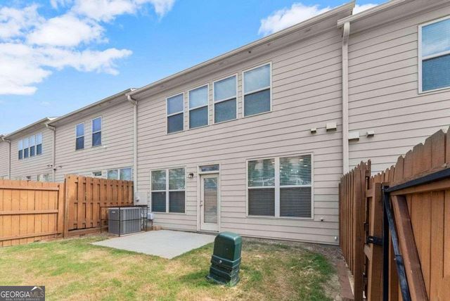 5713 Radford Loop, Fairburn, GA 30213