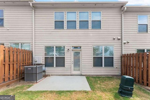 5713 Radford Loop, Fairburn, GA 30213