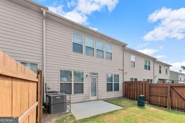 5713 Radford Loop, Fairburn, GA 30213