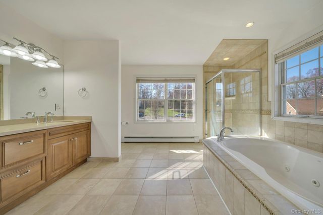 25 Charnwood Drive, Suffern, NY 10901