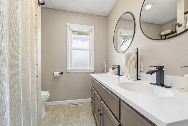 W229S8610 Big Bend DRIVE, Big Bend, WI 53103