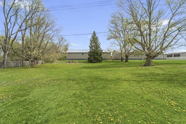W229S8610 Big Bend DRIVE, Big Bend, WI 53103