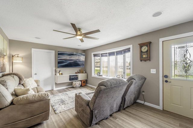 W229S8610 Big Bend DRIVE, Big Bend, WI 53103