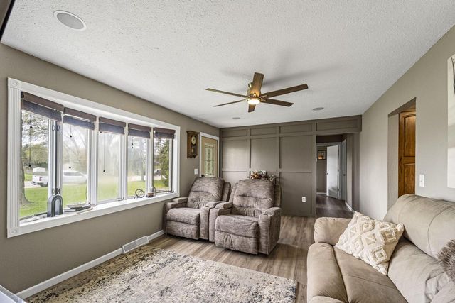 W229S8610 Big Bend DRIVE, Big Bend, WI 53103