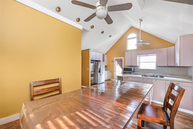 8 Alexander Avenue, Farmingdale, NY 11735