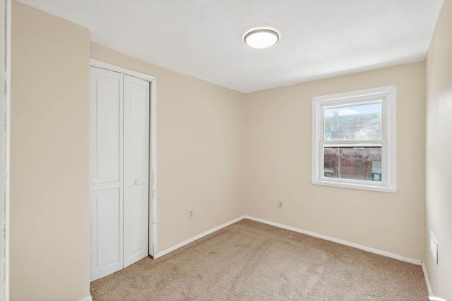 813 Jessamine Avenue E, Saint Paul, MN 55106