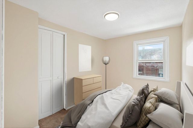 813 Jessamine Avenue E, Saint Paul, MN 55106