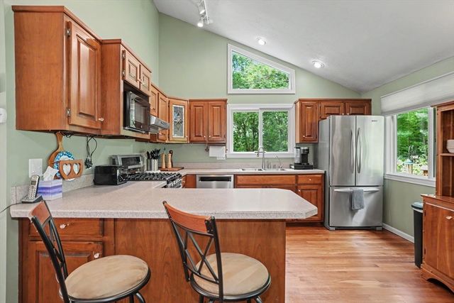 7 Daniels Road, Mendon, MA 01756