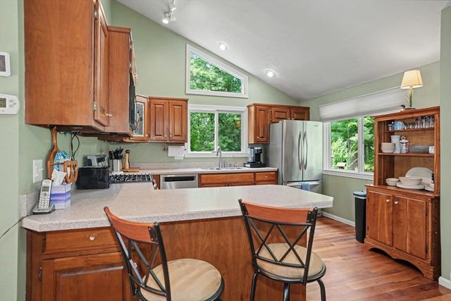7 Daniels Road, Mendon, MA 01756