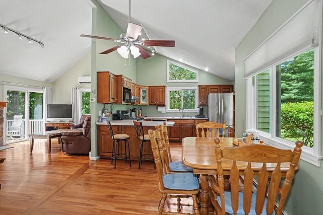 7 Daniels Road, Mendon, MA 01756