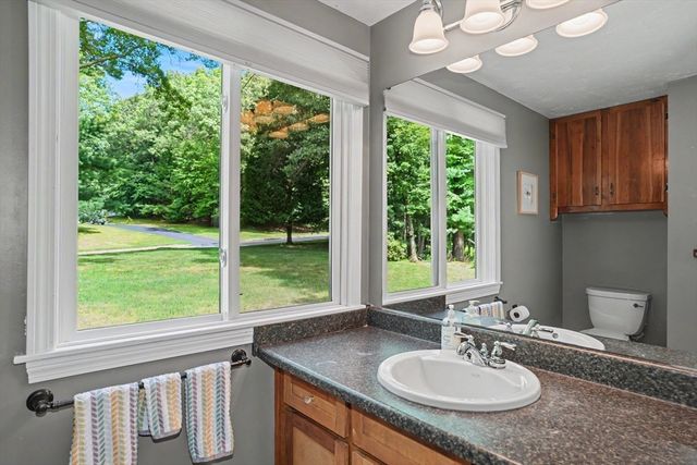 7 Daniels Road, Mendon, MA 01756