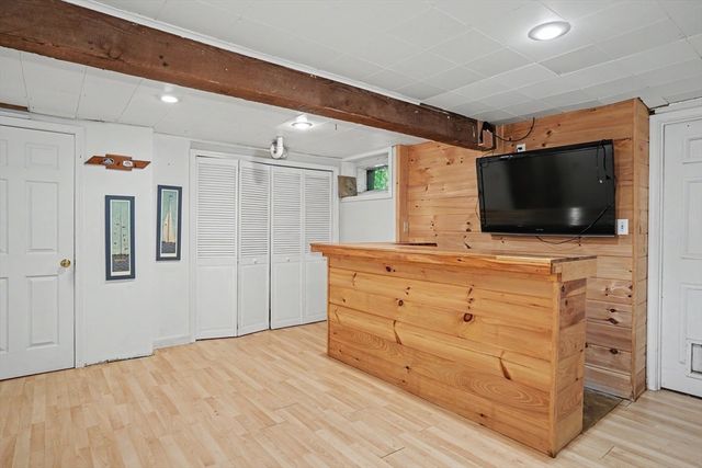 7 Daniels Road, Mendon, MA 01756