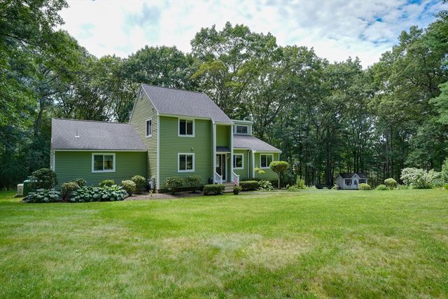 7 Daniels Road, Mendon, MA 01756