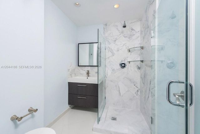 300 S Pointe Drive 706, Miami Beach, FL 33139
