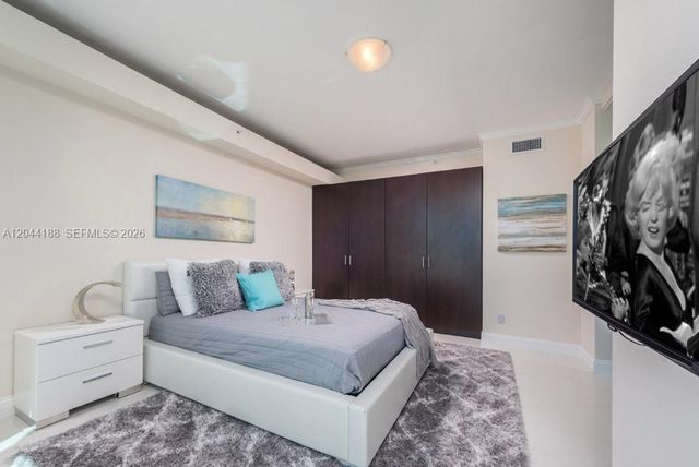 300 S Pointe Drive 706, Miami Beach, FL 33139
