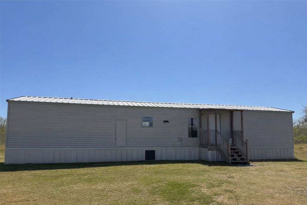 7942 Avenue C B, Santa Fe, TX 77510