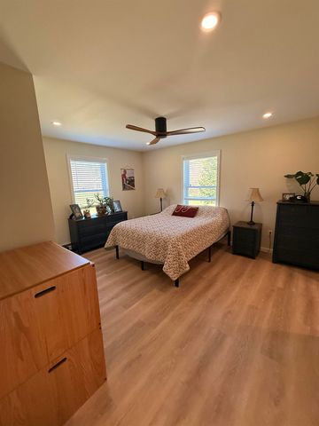 47 Little Brook Lane, Bristol, VT 05443