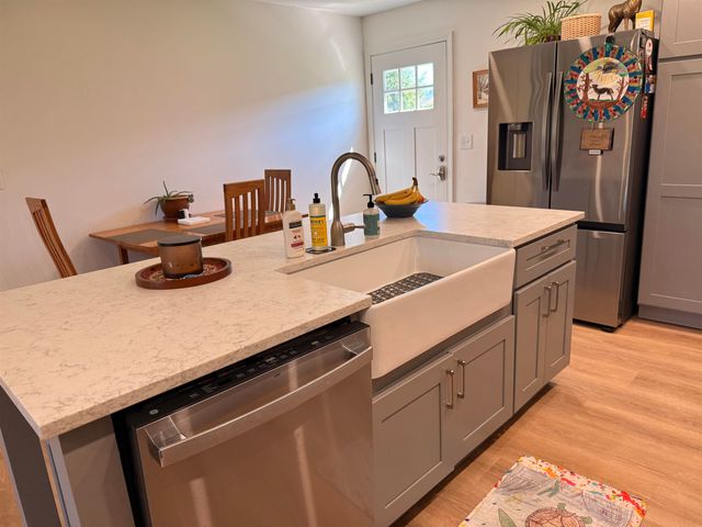 47 Little Brook Lane, Bristol, VT 05443