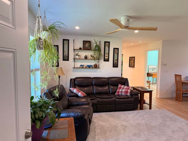 47 Little Brook Lane, Bristol, VT 05443