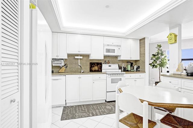 501 N Riverside Dr 802, Pompano Beach, FL 33062