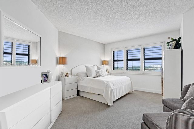 501 N Riverside Dr 802, Pompano Beach, FL 33062