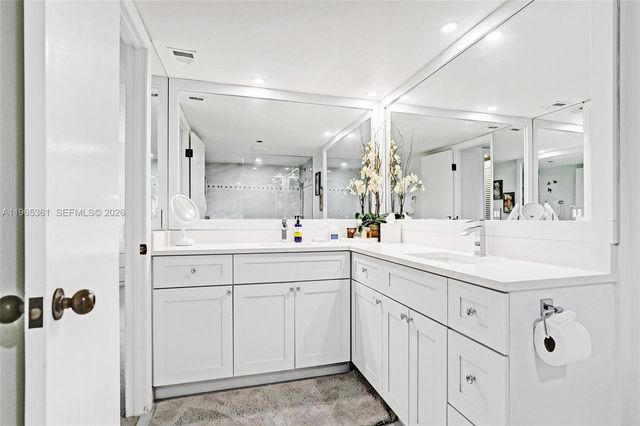 501 N Riverside Dr 802, Pompano Beach, FL 33062