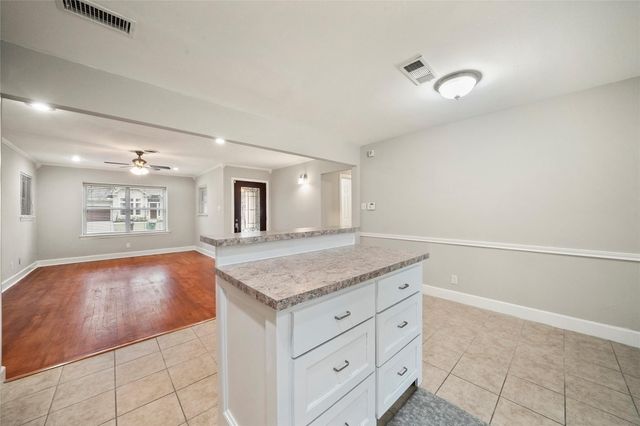 5205 Verdome Lane, Houston, TX 77092