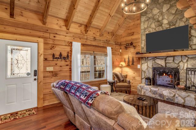 45 Ginger Lane, Waynesville, NC 28785