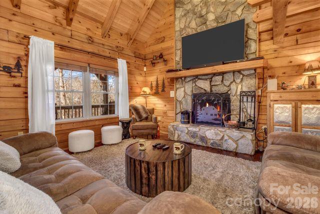 45 Ginger Lane, Waynesville, NC 28785