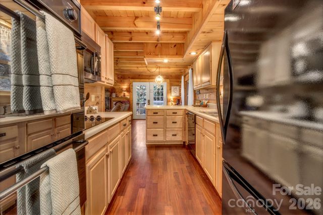 45 Ginger Lane, Waynesville, NC 28785