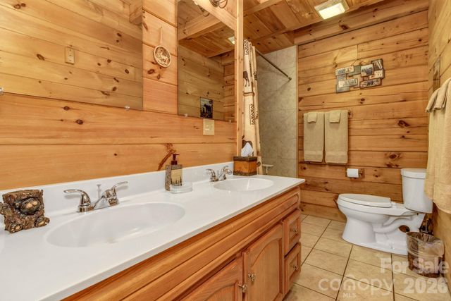 45 Ginger Lane, Waynesville, NC 28785