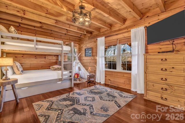 45 Ginger Lane, Waynesville, NC 28785