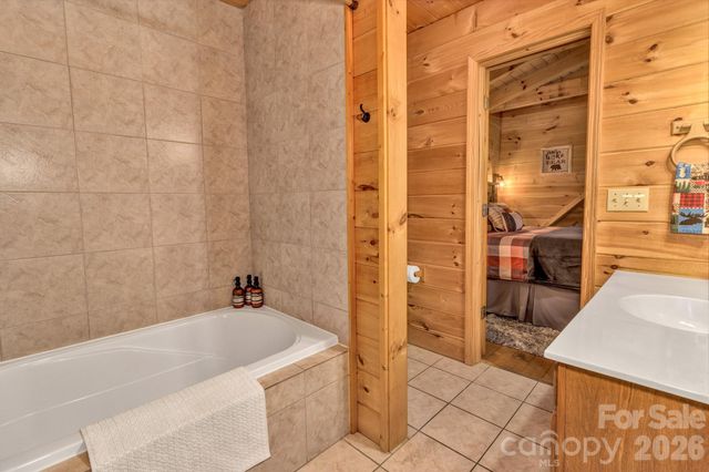 45 Ginger Lane, Waynesville, NC 28785