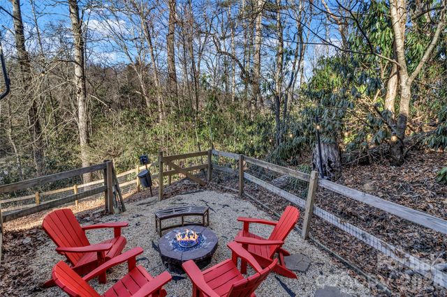 45 Ginger Lane, Waynesville, NC 28785
