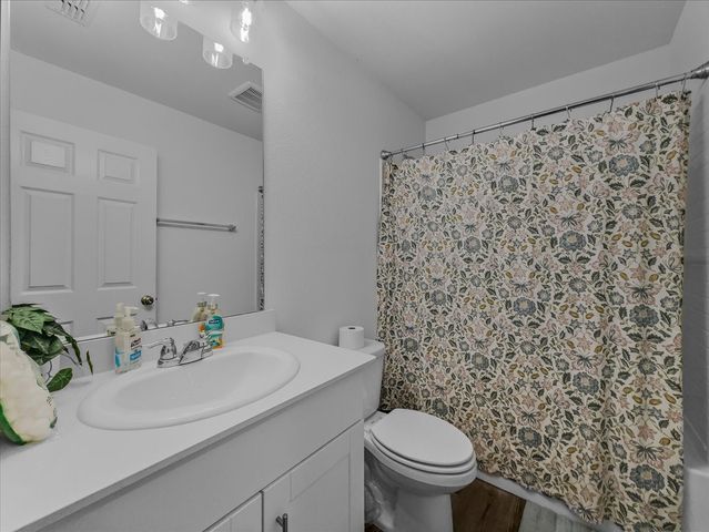 2820 Pecan Park Drive, Denton, TX 76208
