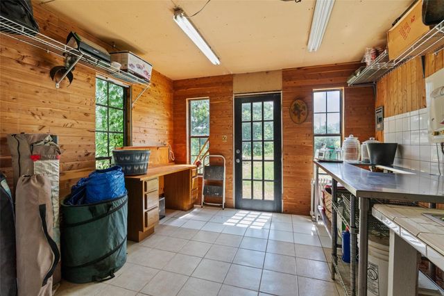 2400 Whirlaway DR, Del Valle, TX 78617