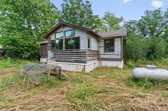2400 Whirlaway DR, Del Valle, TX 78617