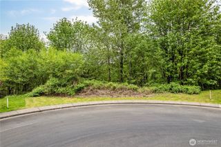 290 Shoreview Drive, Kelso, WA 98625