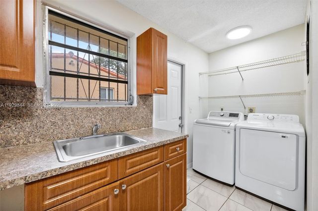 1413 SW 19th St 1413, Miami, FL 33145